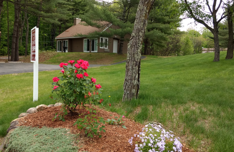 Exterior view of Cathedral Ledge Resort.