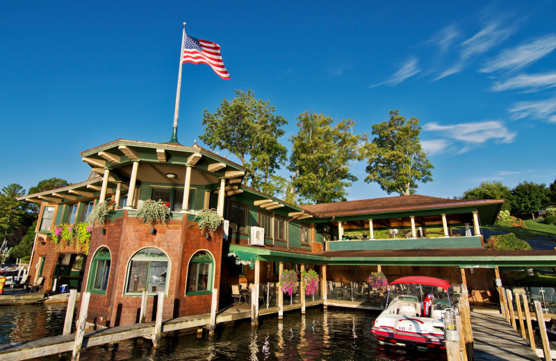 Restaurant at The Lodges at Cresthaven on Lake George.