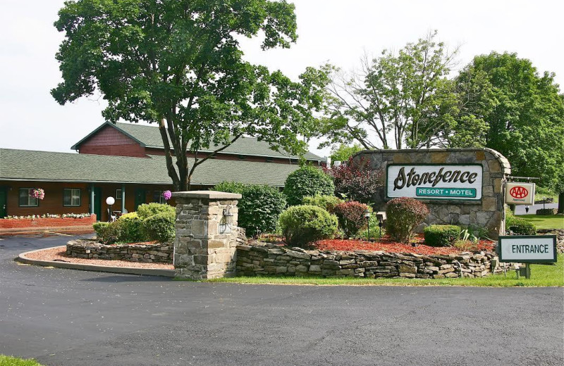 Exterior view of Stone Fence Resort.