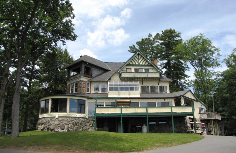 Exterior view of The Depe Dene Resort.