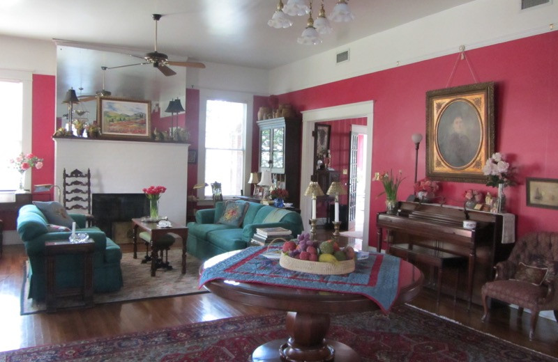 Parlor at St John's Housebed 