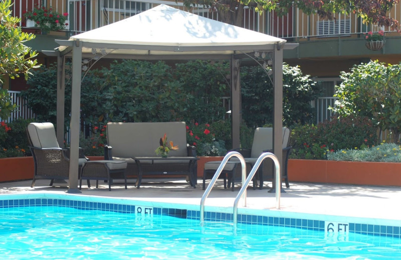 Outdoor pool at The Inn at Jack London Square.