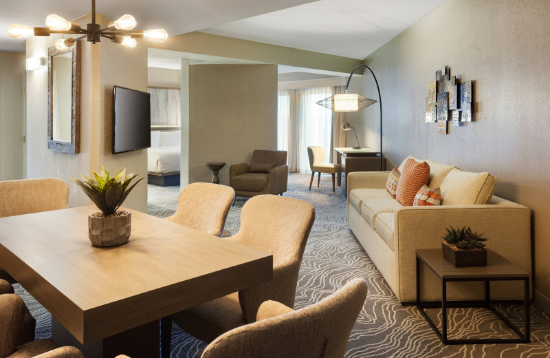 Guest room at Savannah Marriott Riverfront.