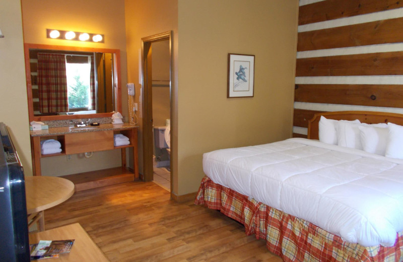 Guest room at Timbers Lodge.