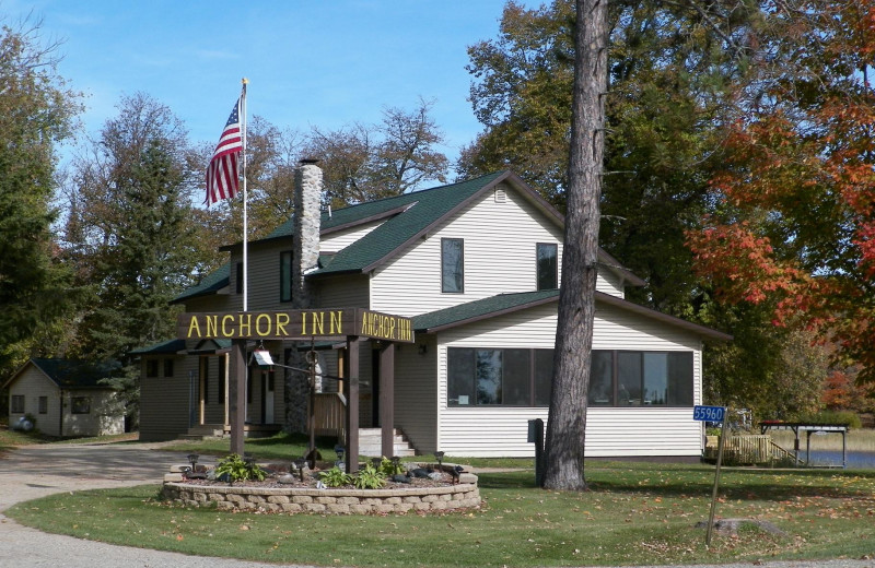 Exterior view of Anchor Inn.