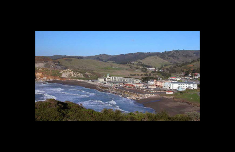 Exterior view of Pacifica Motor Inn.