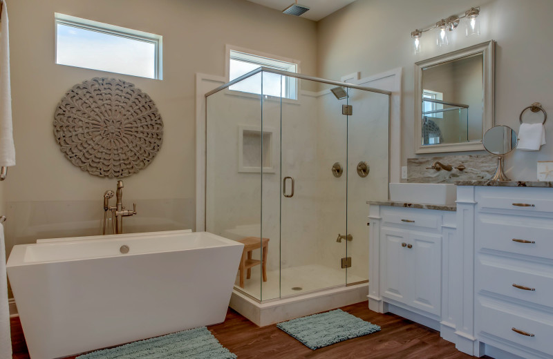 Rental bathroom at Boardwalk Realty Inc.