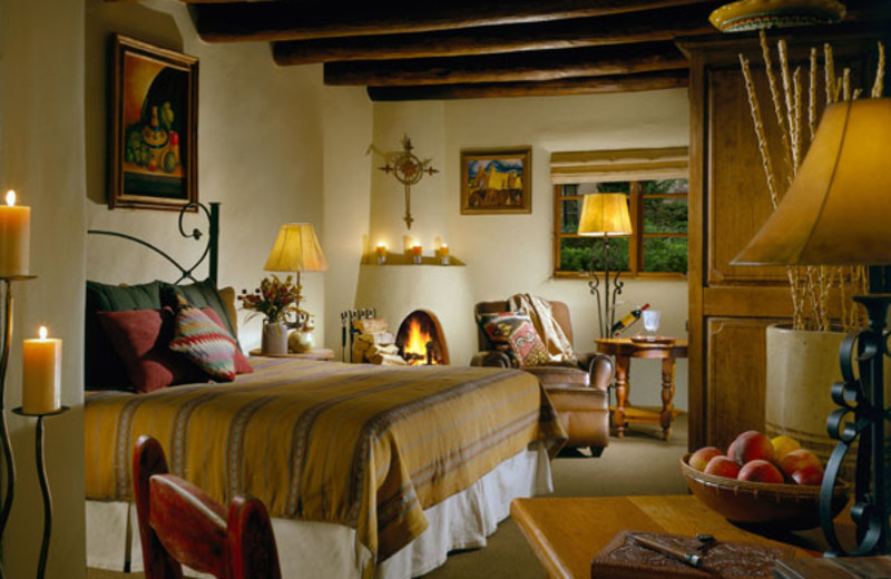 Guest room at La Posada de Santa Fe Resort & Spa.