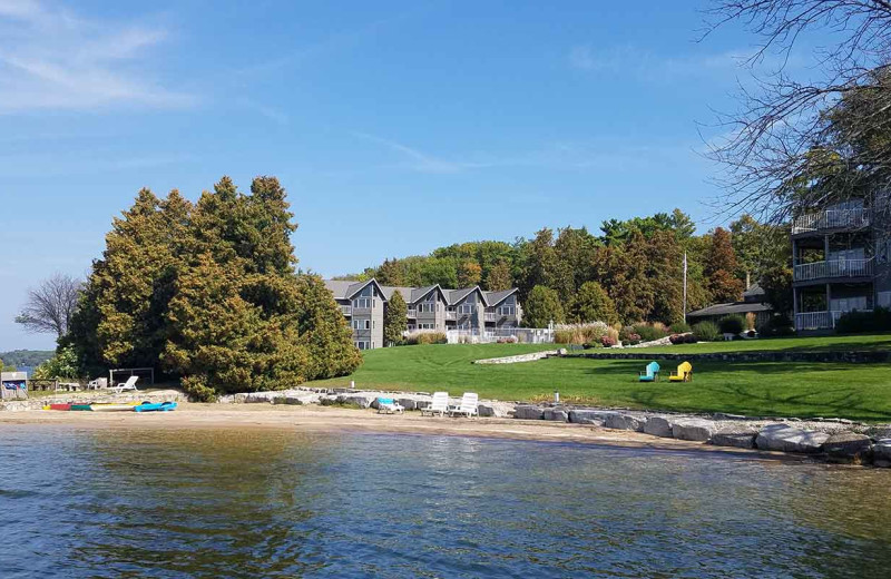 Exterior view of Bay Shore Inn.