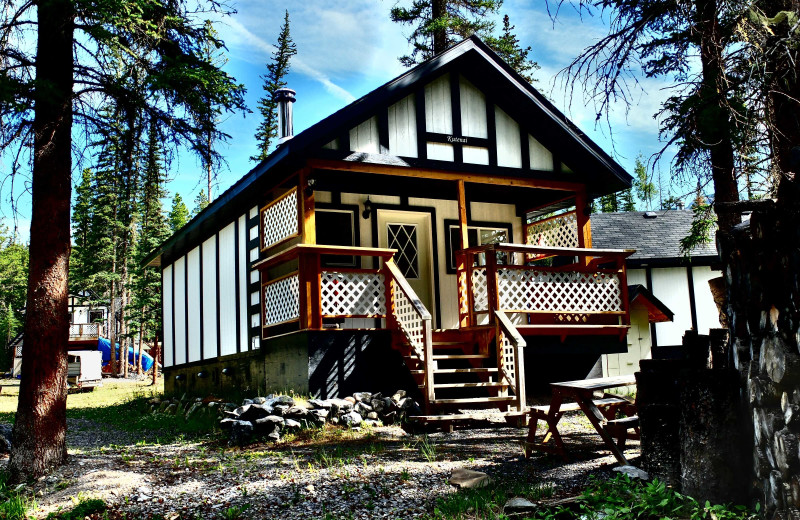 Cottage exterior at Expanse Cottages.