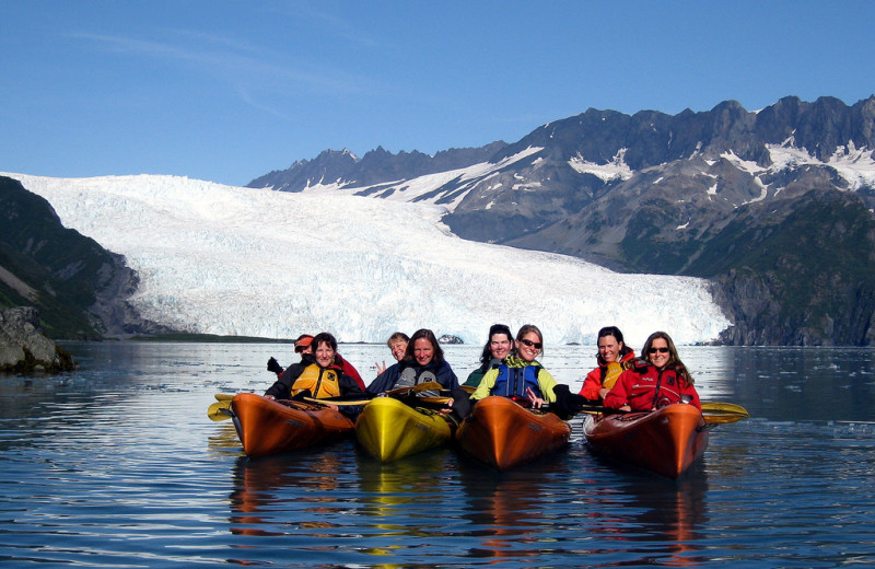 Group canoes at Kenai Fjords Glacier Lodge.