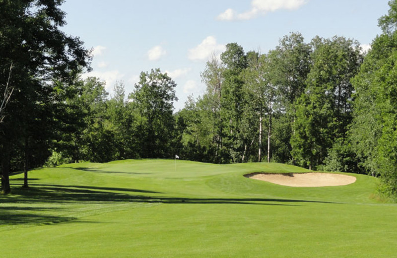 Long Bow Golf Club near Moonlight Bay Resort.