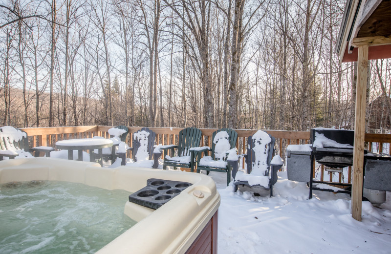 Guest hot tub at Big Powderhorn Lodging.