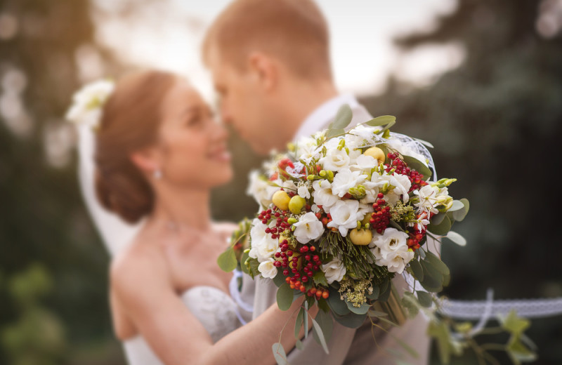 Weddings at Antlers Resort.