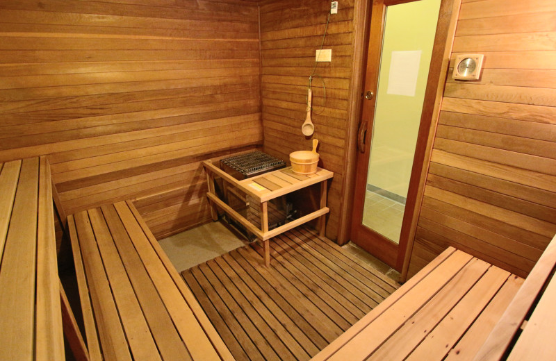 Sauna at The Lodge at Lincoln Station.