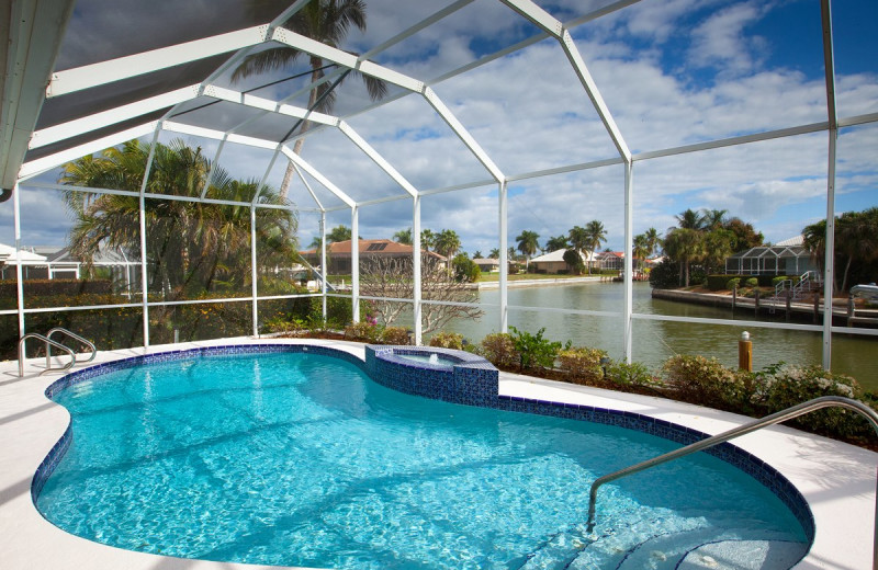 Vacation rental pool at Horizons Rentals.