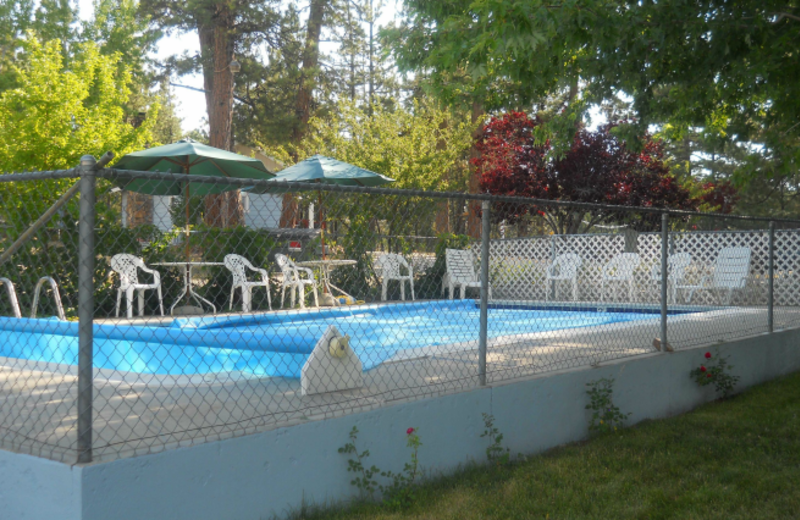 Outdoor swimming pools at Blue Horizon Lodge.