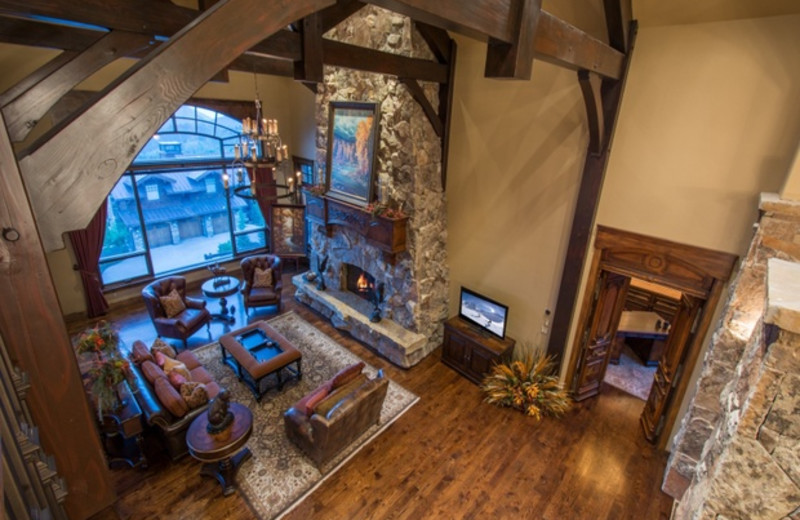 Rental great room at Utopian Luxury Vacation Homes.