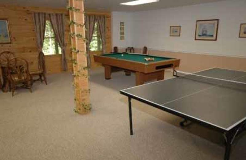 Game Room at JP Ridgeland Cabin Rentals