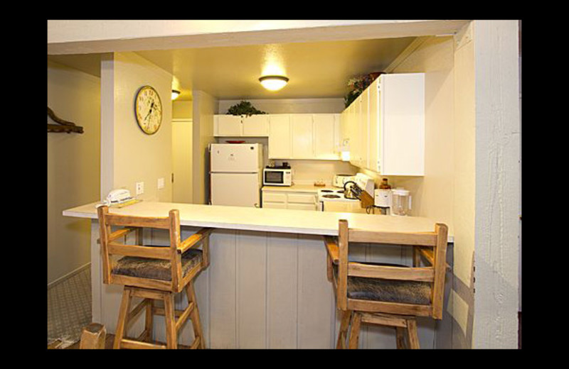 Vacation rental kitchen at JetLiving.