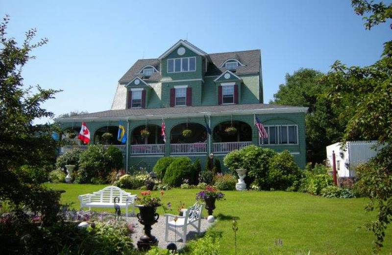 Exterior view of Rockmere Lodge.