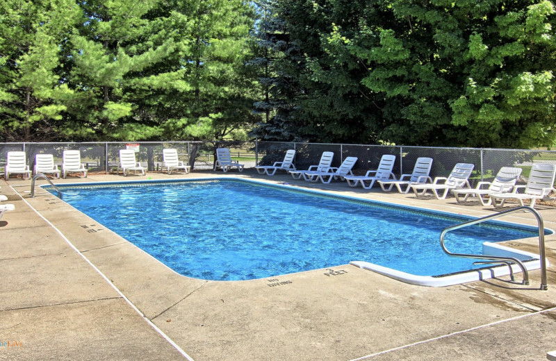 Outdoor pool at Hawk's Eye Golf Resort.