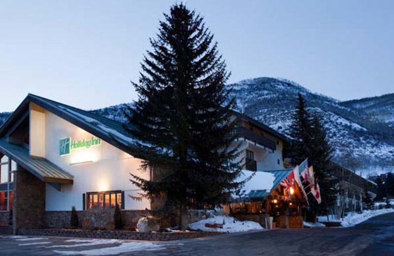 Exterior View of Holiday Inn Apex Vail