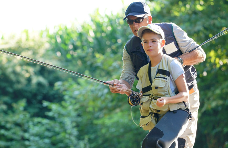 Family fishing at Idyllwild Vacation Cabins.