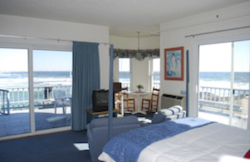 King Suite at Beachmere Inn