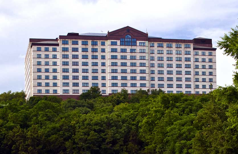 Exterior view of Renaissance Austin Hotel.