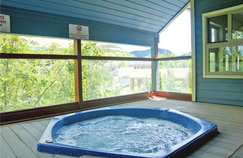 River Mountain Lodge indoor hot tub at Breckenridge Discount Lodging. 