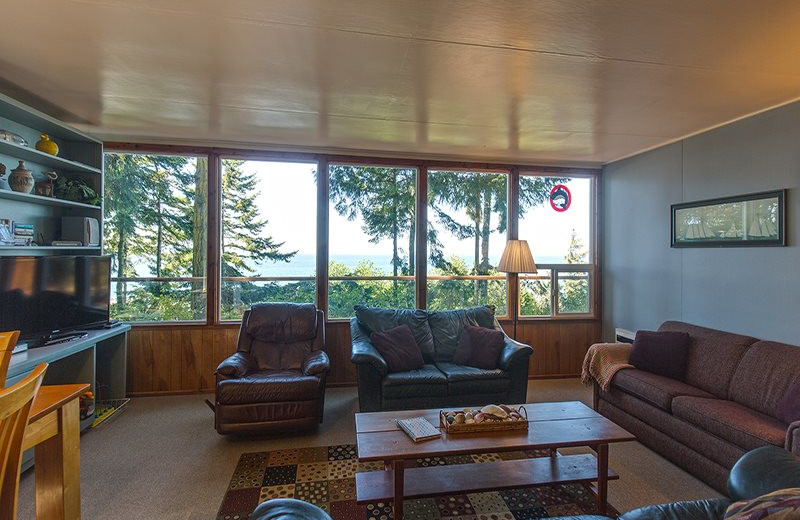 Rental living room at Sequim Valley Properties.