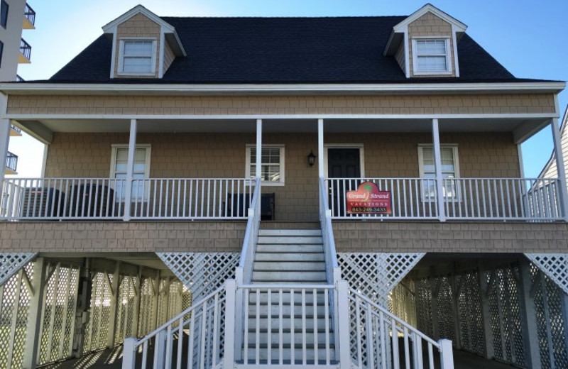 Rental exterior at Grand Strand Vacations.