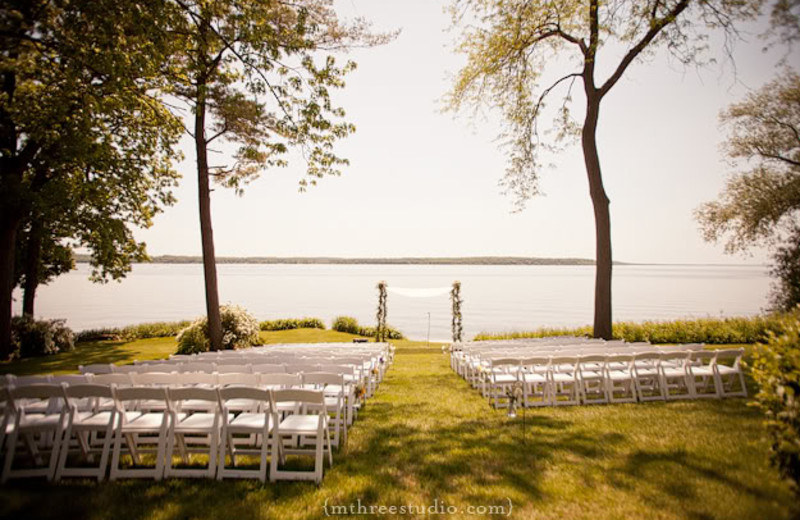 Wedding ceremony at Heidel House Resort.