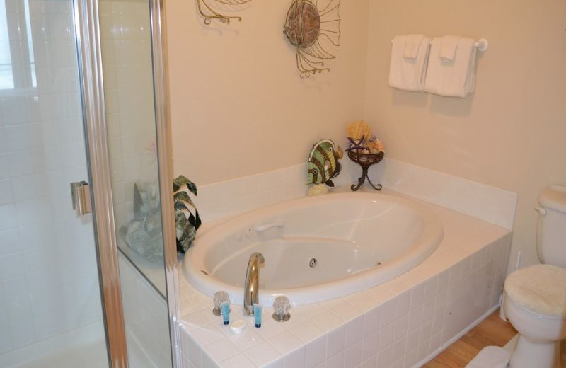 Vacation rental bathroom at Oregon Beach Vacations.