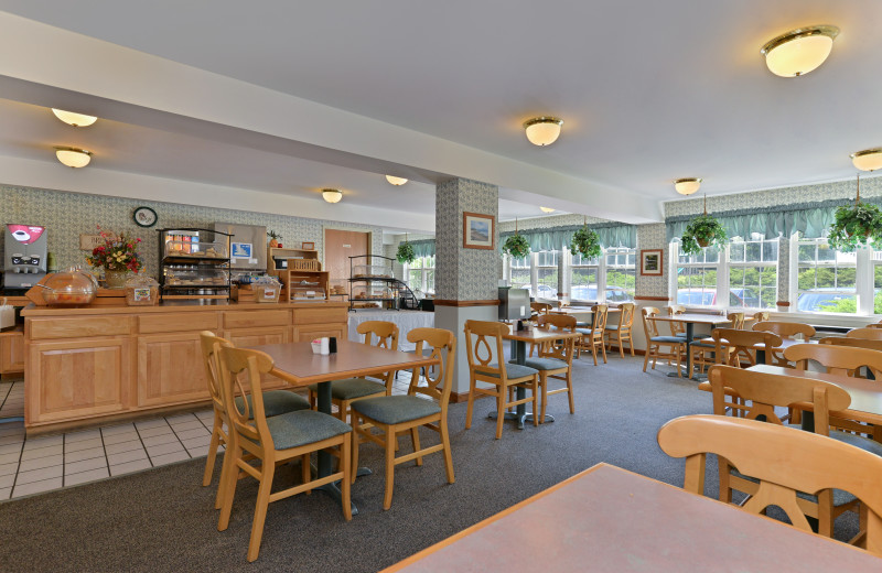 Dining area at Acadia Inn.
