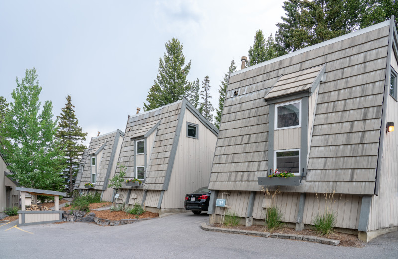 Cabins at Tunnel Mountain Resort