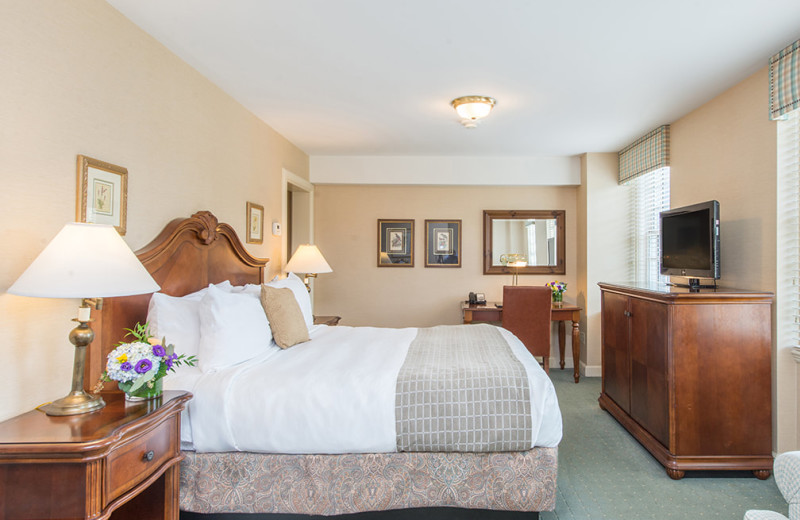 Guest room at The Exeter Inn.