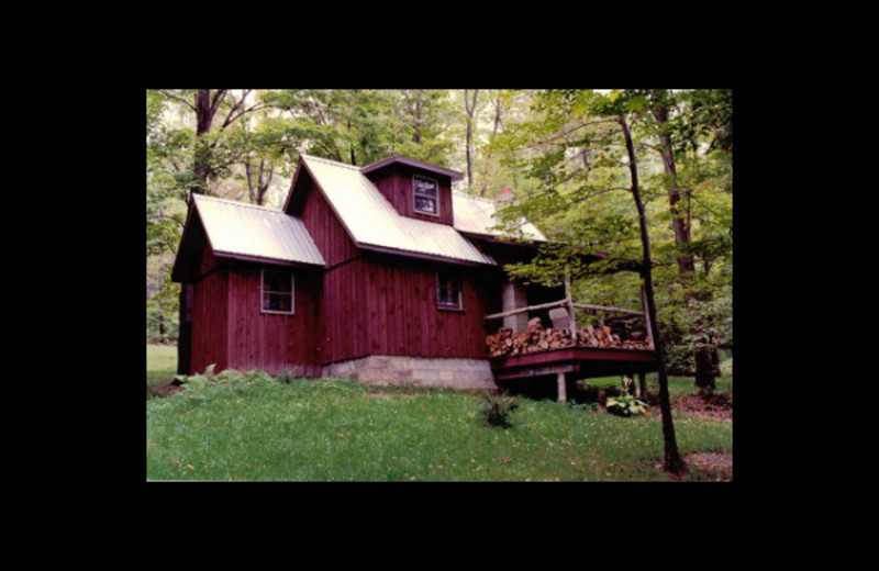 Cabin exterior at Cherry Ridge Cabin Rentals.
