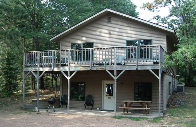 Cabin exterior view of Idle Hours Resort.