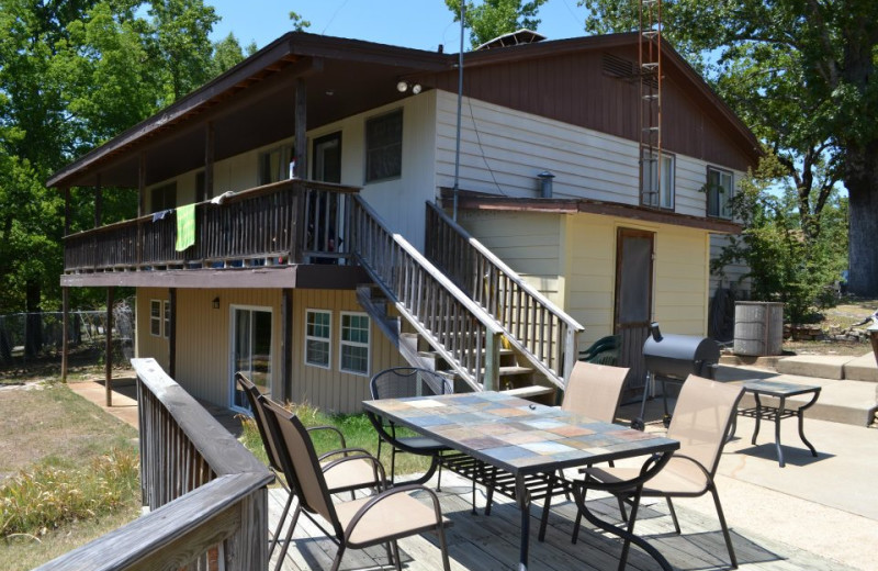 Cabin exterior at Oak Ridge Resort.