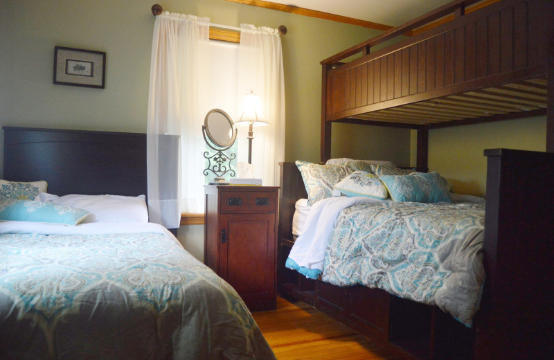 Guest room at Inn At Willow Pond.