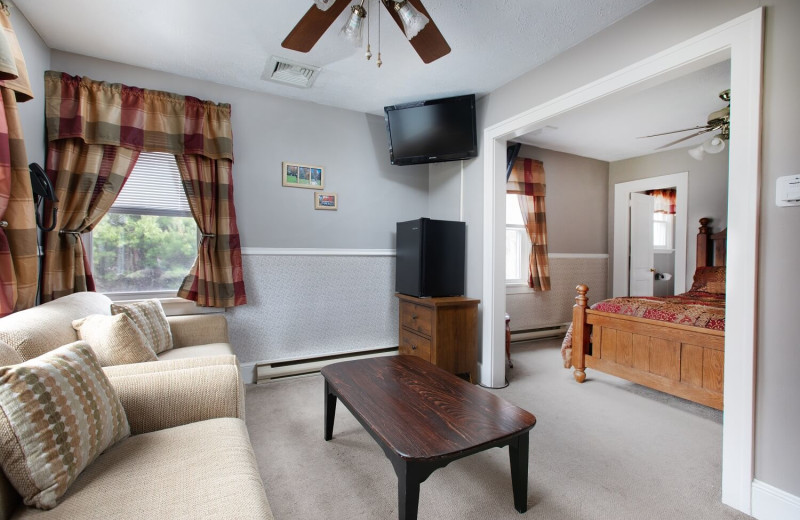 Guest room at Mountaintop Lodge at Lake Naomi.