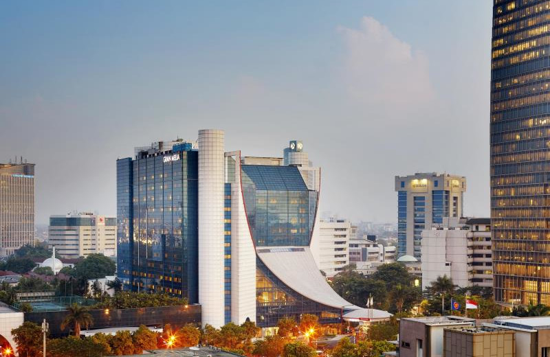 Exterior view of Gran Melia Jakarta.