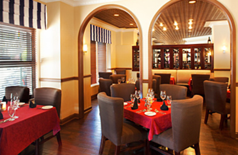 Porter's Main Dining at Sheraton Read House