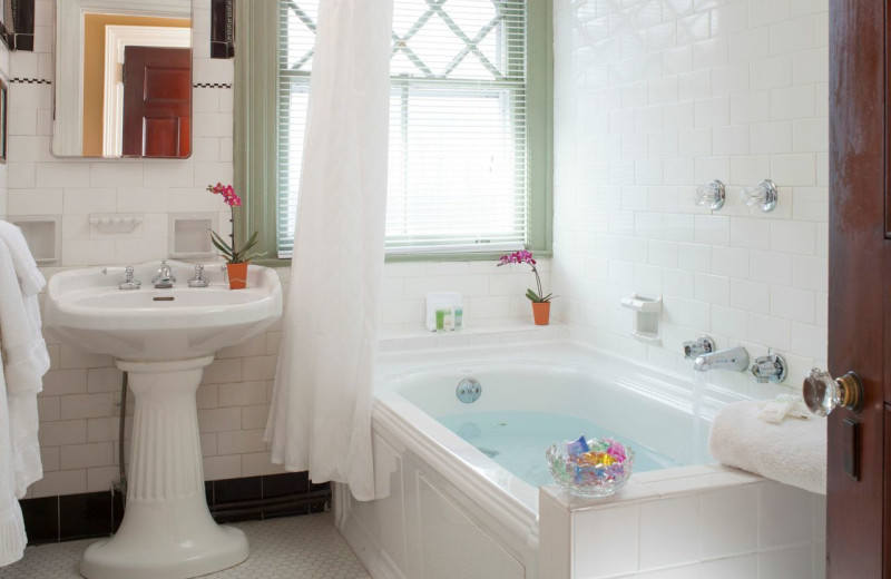 Guest bathroom at Inn at Lake Joseph.