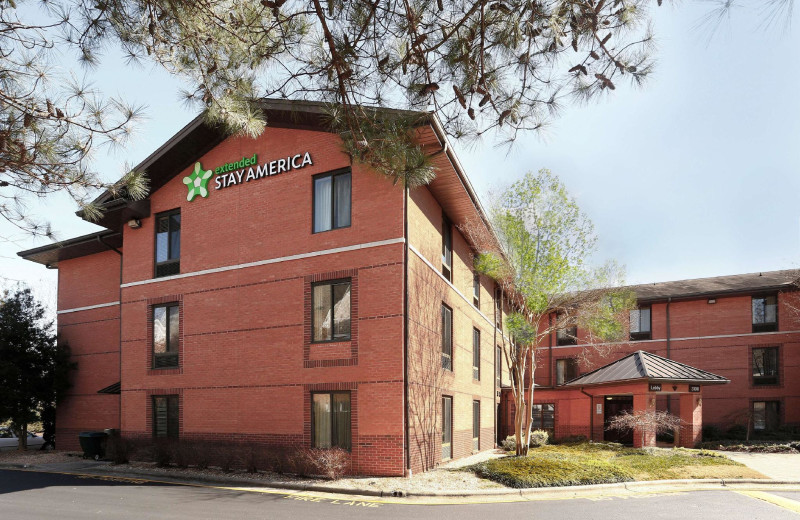 Exterior view of Extended Stay Deluxe Raleigh - Cary - Regency Parkway.