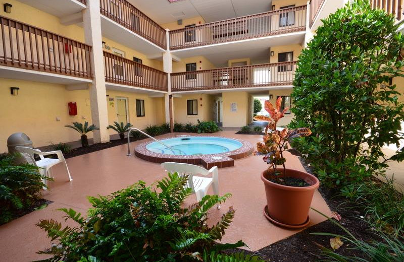 Hot tub at St. Augustine Ocean & Racquet Resort.