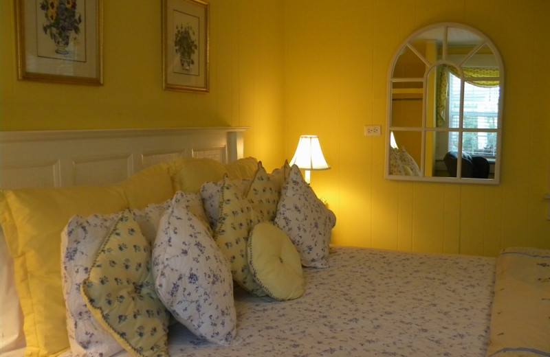 Summer's Dream room at The Garden Walk Bed & Breakfast Inn.