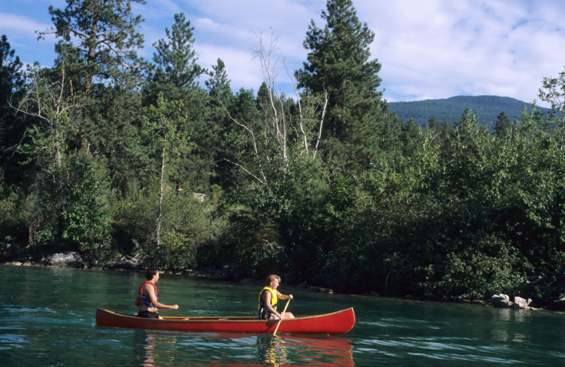 Canoeing at realTopia Vacation Rentals.